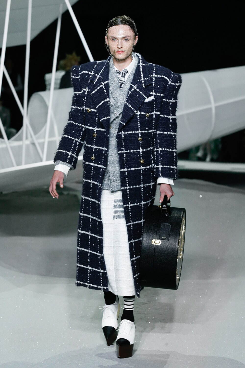 トム ブラウン(THOM BROWNE) 2023-24年秋冬ウィメンズコレクション  - 写真33