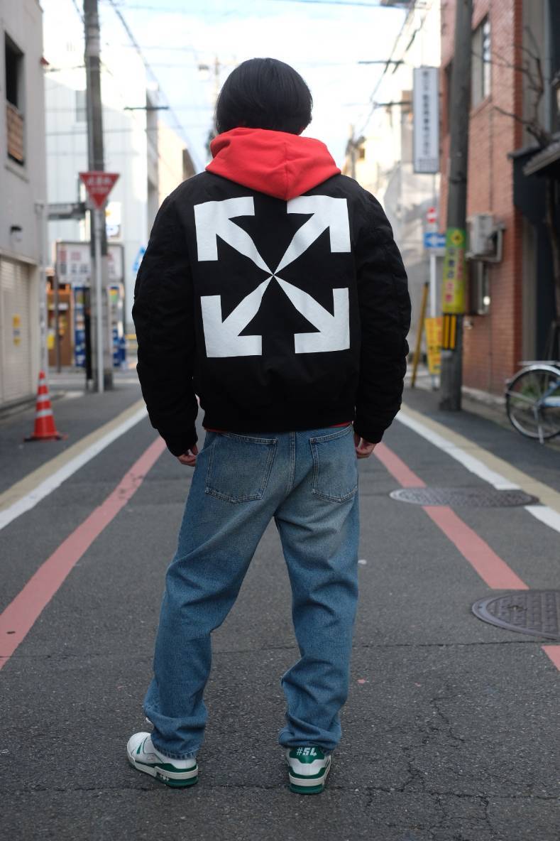 【Off-White c/o Virgil Abloh】elephants 1