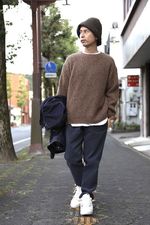 YOKE 3G BACK ZIP RIB CREW NECK BEIGEスタイル 1