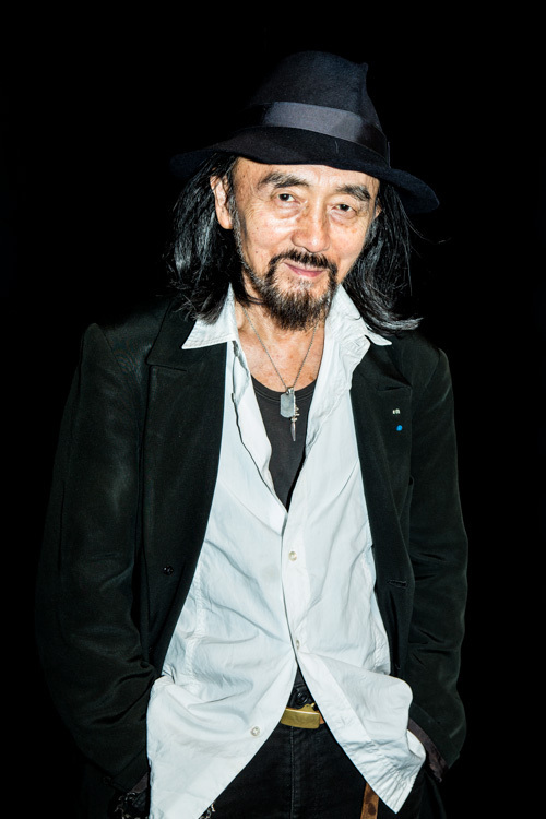 山本 耀司さん - ヨウジヤマモト(Yohji Yamamoto)、ボルサリーノ(Borsalino)｜恵比寿ストリートスナップ - 写真2