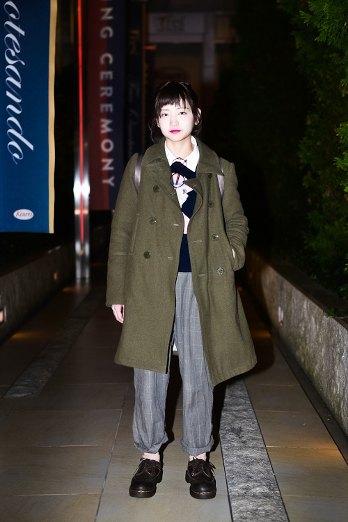 佐藤 渚さん - ツモリチサト(TSUMORI CHISATO)、ドクターマーチン(Dr. Martens)｜原宿ストリートスナップ - 写真2