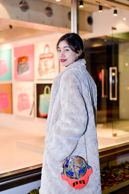 宮本 彩菜さん - ザラ(ZARA)、メイド イン ヘブン(MADE IN HEAVEN)｜青山・表参道ストリートスナップ - 写真2