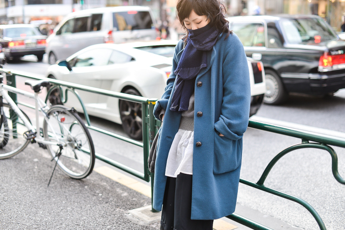 吉田 奏穂さん - フェラガモ(Ferragamo)、イッセイ ミヤケ(ISSEY MIYAKE)｜原宿ストリートスナップ - 写真3