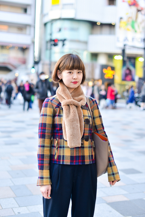 菊池 知子さん - バーバリー(BURBERRY)、ジーヴィージーヴィー(G.V.G.V.)｜原宿ストリートスナップ - 写真2