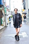 サラ カミングスさん - ドクターマーチン(Dr. Martens)、ユニフ(UNIF)｜原宿ストリートスナップ2