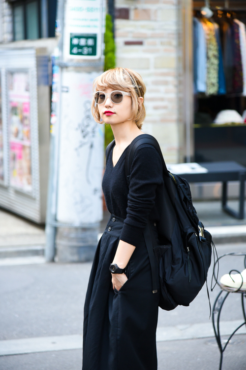 佐藤 あゆかさん - ワイズ(Y's)、ヴァンズ(VANS)｜原宿ストリートスナップ - 写真2