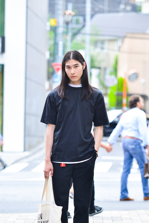 河内 駿さん - アレキサンダー ワン(alexanderwang)、古着(ユーズド)(USED)｜原宿ストリートスナップ - 写真2