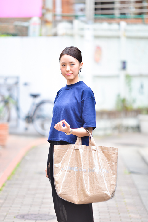 光金 香里さん - コム デ ギャルソン(COMME des GARÇONS)、カルティエ(Cartier)｜原宿ストリートスナップ - 写真2