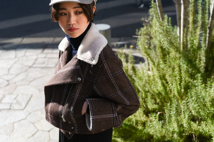 高橋 淑子さん - ナイフ(NAIFE)、ユニクロ(UNIQLO)｜青山・表参道ストリートスナップ - 写真2