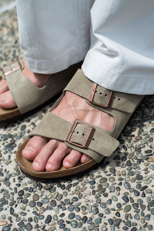 山本 直人さん - メゾン マルタン マルジェラ(Maison Martin Margiela)、ビルケンシュトック(BIRKENSTOCK)｜青山・表参道ストリートスナップ - 写真3