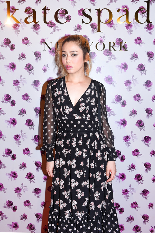 Charaさん - ケイト・スペード ニューヨーク(kate spade new york)｜銀座ストリートスナップ - 写真1