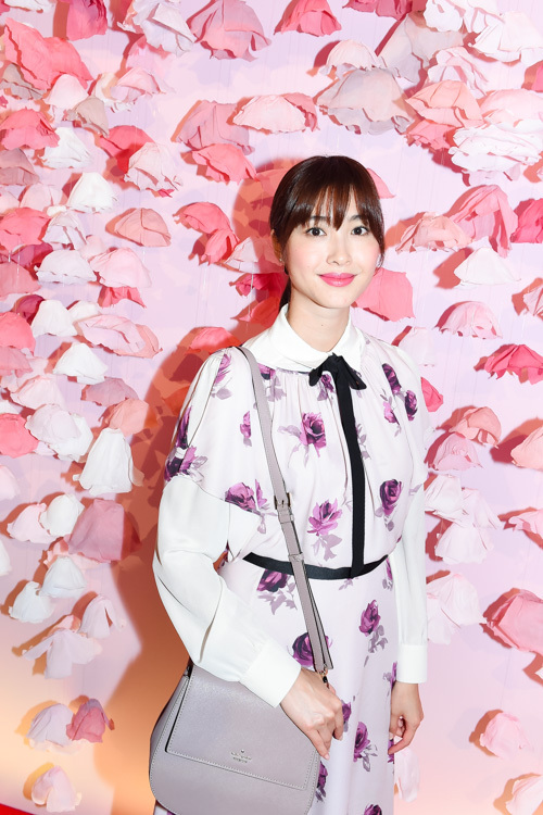 絵美里さん - ケイト・スペード ニューヨーク(kate spade new york)｜銀座ストリートスナップ - 写真2