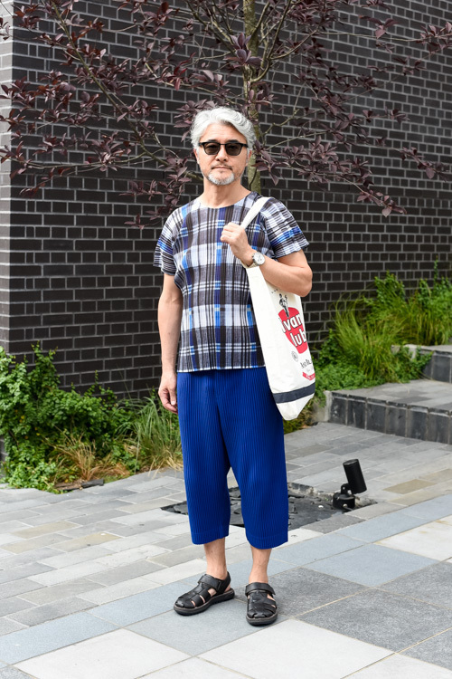 渡合さん - イッセイ ミヤケ メン(ISSEY MIYAKE MEN)、カンペール(CAMPER)｜原宿ストリートスナップ - 写真1