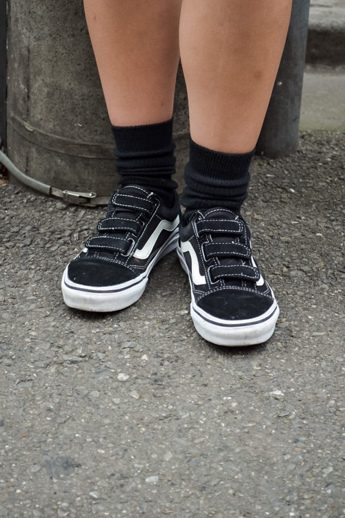 對馬 早紀さん - 古着(ユーズド)(USED)、ヴァンズ(VANS)｜原宿ストリートスナップ - 写真5