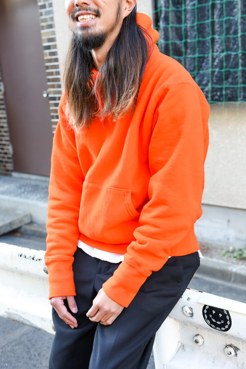 土屋 智義さん - キャンバー(CAMBER)、ビューティー＆ユース ユナイテッドアローズ(BEAUTY&YOUTH UNITED ARROWS)｜原宿ストリートスナップ - 写真2