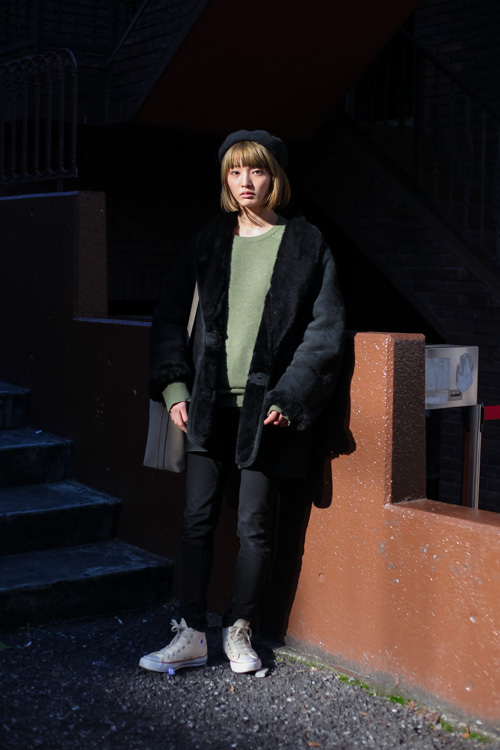 小川 麻衣さん - 古着(ユーズド)(USED)、ユニクロ(UNIQLO)｜原宿ストリートスナップ - 写真1