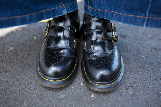 栗田 萌さん - エムエム6 メゾン マルジェラ(MM6 Maison Margiela)、ドクターマーチン(Dr. Martens)｜原宿ストリートスナップ - 写真4