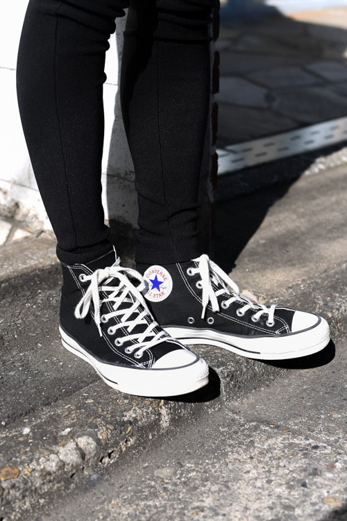 石黒 香さん - カーハート(CARHARTT)、コンバース(CONVERSE)｜原宿ストリートスナップ - 写真5