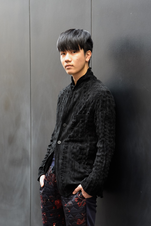 中原 一馬さん - イッセイ ミヤケ メン(ISSEY MIYAKE MEN)、ドリス ヴァン ノッテン(DRIES VAN NOTEN)｜原宿ストリートスナップ - 写真2