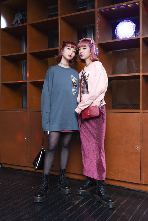 アミアヤさん - ステューシーウィメン(STÜSSY WOMEN)、ドクターマーチン(Dr. Martens)｜原宿ストリートスナップ - 写真5