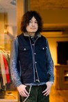 鈴木 康之さん - ウィズリミテッド(WHIZLIMITED)、ドクターマーチン(Dr. Martens)｜原宿ストリートスナップ2