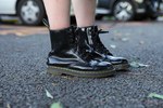 古賀 飛鳥さん - ラングラー(Wrangler)、ドクターマーチン(Dr. Martens)｜原宿ストリートスナップ3