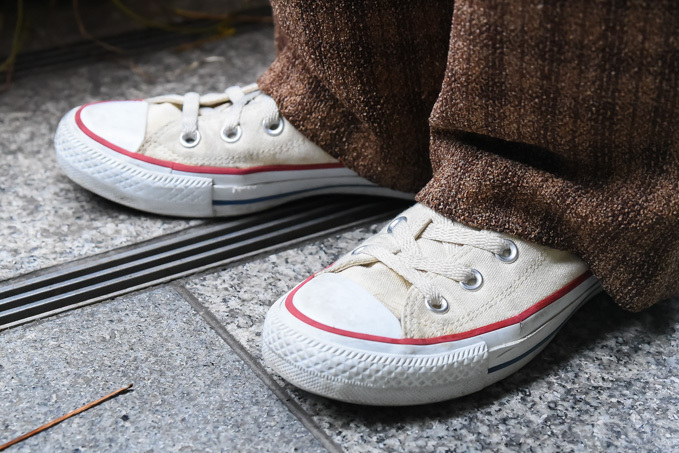 岡崎 未夢さん - コンバース(CONVERSE)、シカゴ(ショップ)(CHICAGO)｜青山・表参道ストリートスナップ - 写真3