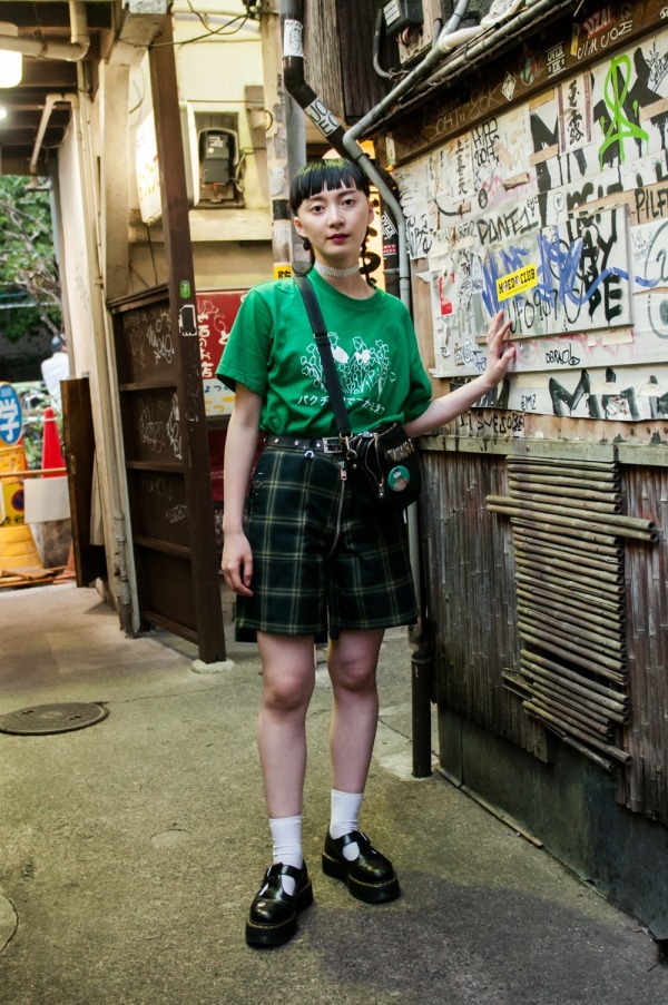 ののかさん - ドクターマーチン(Dr. Martens)、古着(ユーズド)(USED)｜渋谷ストリートスナップ - 写真6