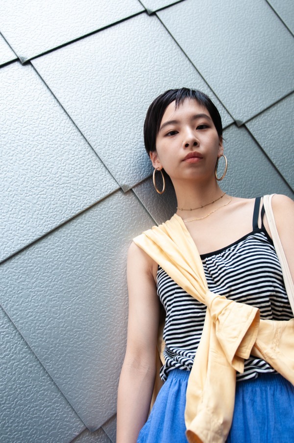 石川 夏さん - 古着(ユーズド)(USED)、コンバース(CONVERSE)｜原宿ストリートスナップ - 写真4