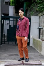 チョウ テイ コウさん - ジュンヤ ワタナベ(JUNYA WATANABE)、ユニクロ(UNIQLO)｜青山・表参道ストリートスナップ2