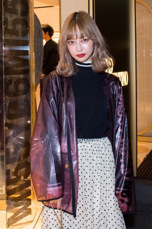 中村 里砂さん - レッド ヴァレンティノ(REDValentino)｜青山・表参道ストリートスナップ - 写真1