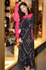 咲 和希さん - レッド ヴァレンティノ(REDValentino)、ダイアナ(DIANA)｜青山・表参道ストリートスナップ2