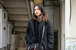 アナ・ライコヴィチさん - ヒロコ コシノ(HIROKO KOSHINO)、ユニクロ(UNIQLO)｜渋谷ストリートスナップ7