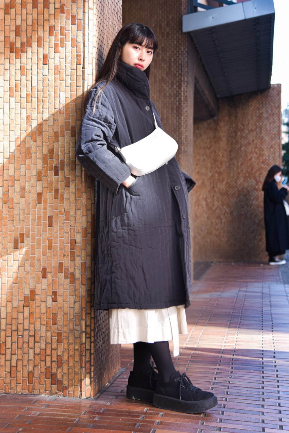 新原 千里子さん - 古着(ユーズド)(USED)、ルメール(LEMAIRE)｜渋谷ストリートスナップ - 写真2