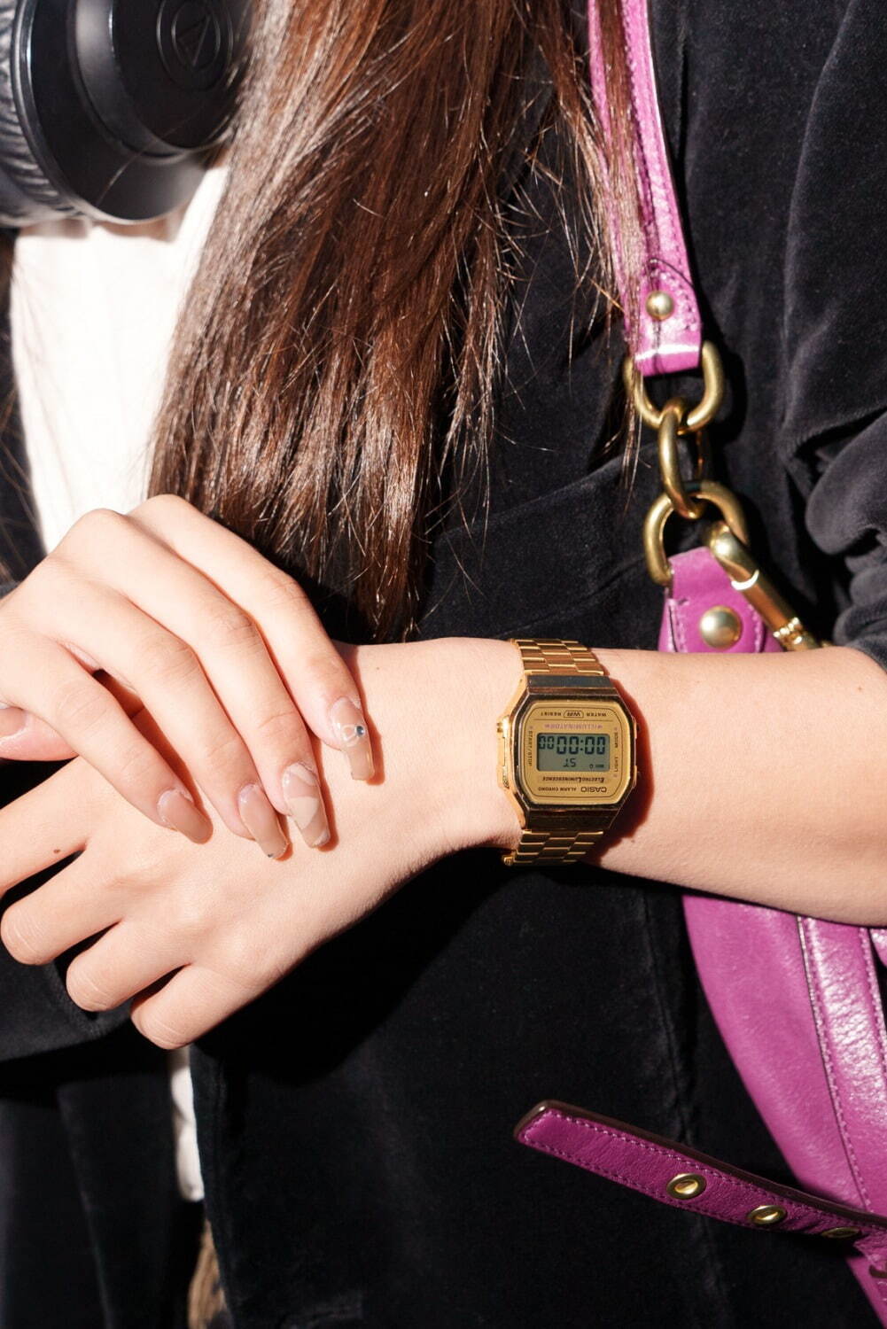 横山 美和子さん - カシオ(Casio)、ギャップ(GAP)｜新宿ストリートスナップ - 写真5